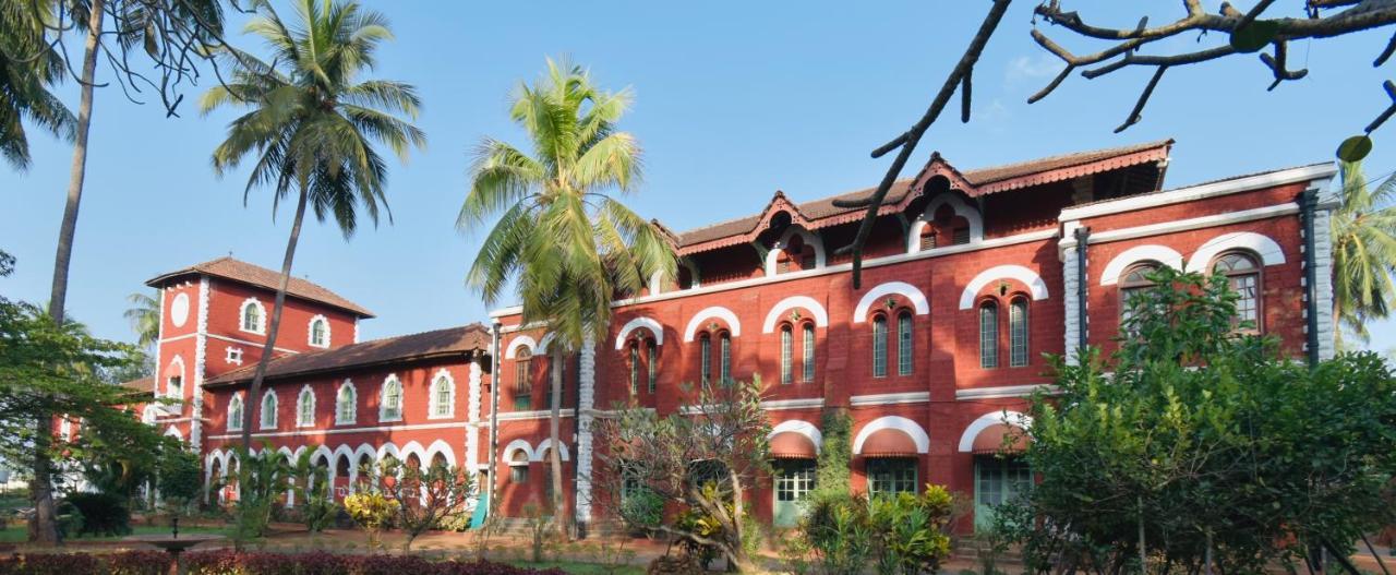 Sawantwadi Palace Boutique Art Hotel Экстерьер фото