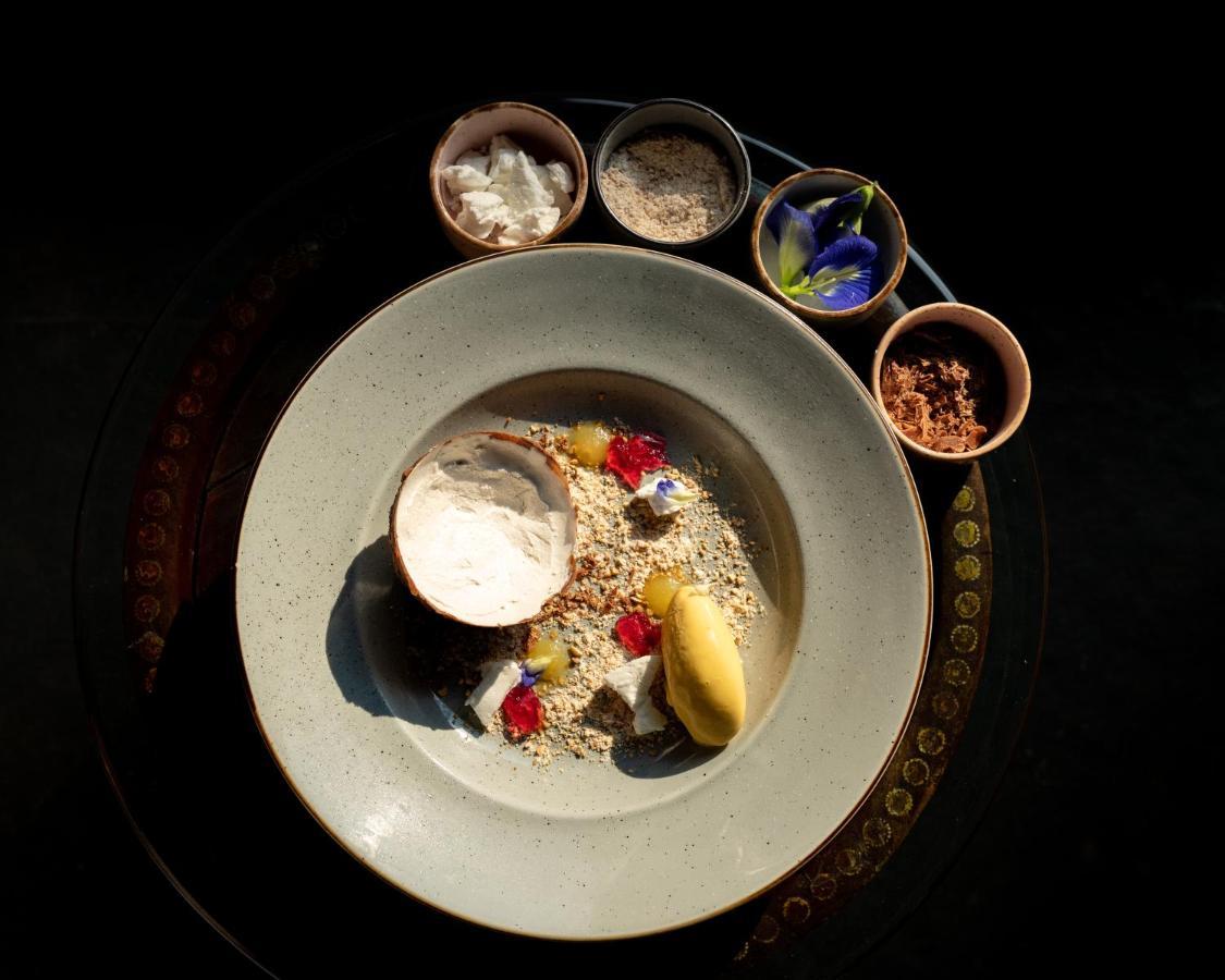 Sawantwadi Palace Boutique Art Hotel Экстерьер фото
