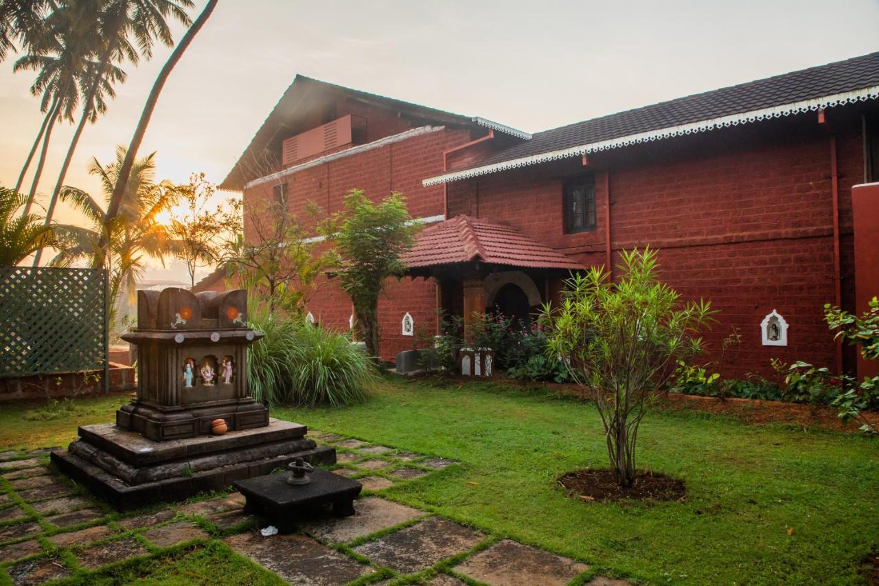 Sawantwadi Palace Boutique Art Hotel Экстерьер фото