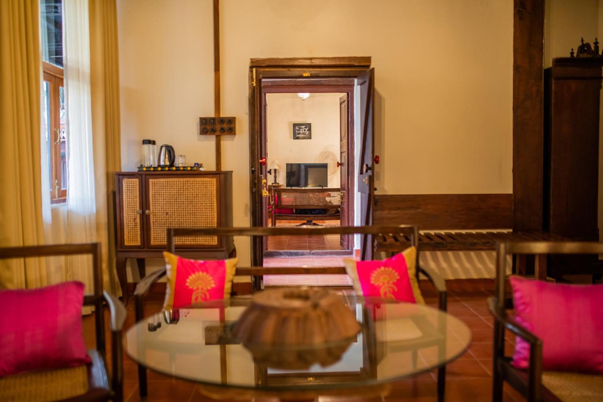 Sawantwadi Palace Boutique Art Hotel Экстерьер фото