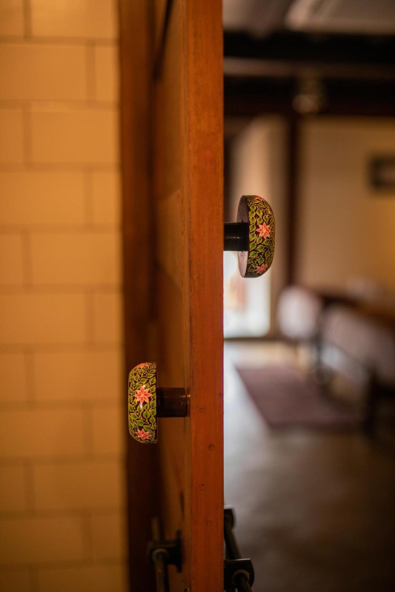 Sawantwadi Palace Boutique Art Hotel Экстерьер фото