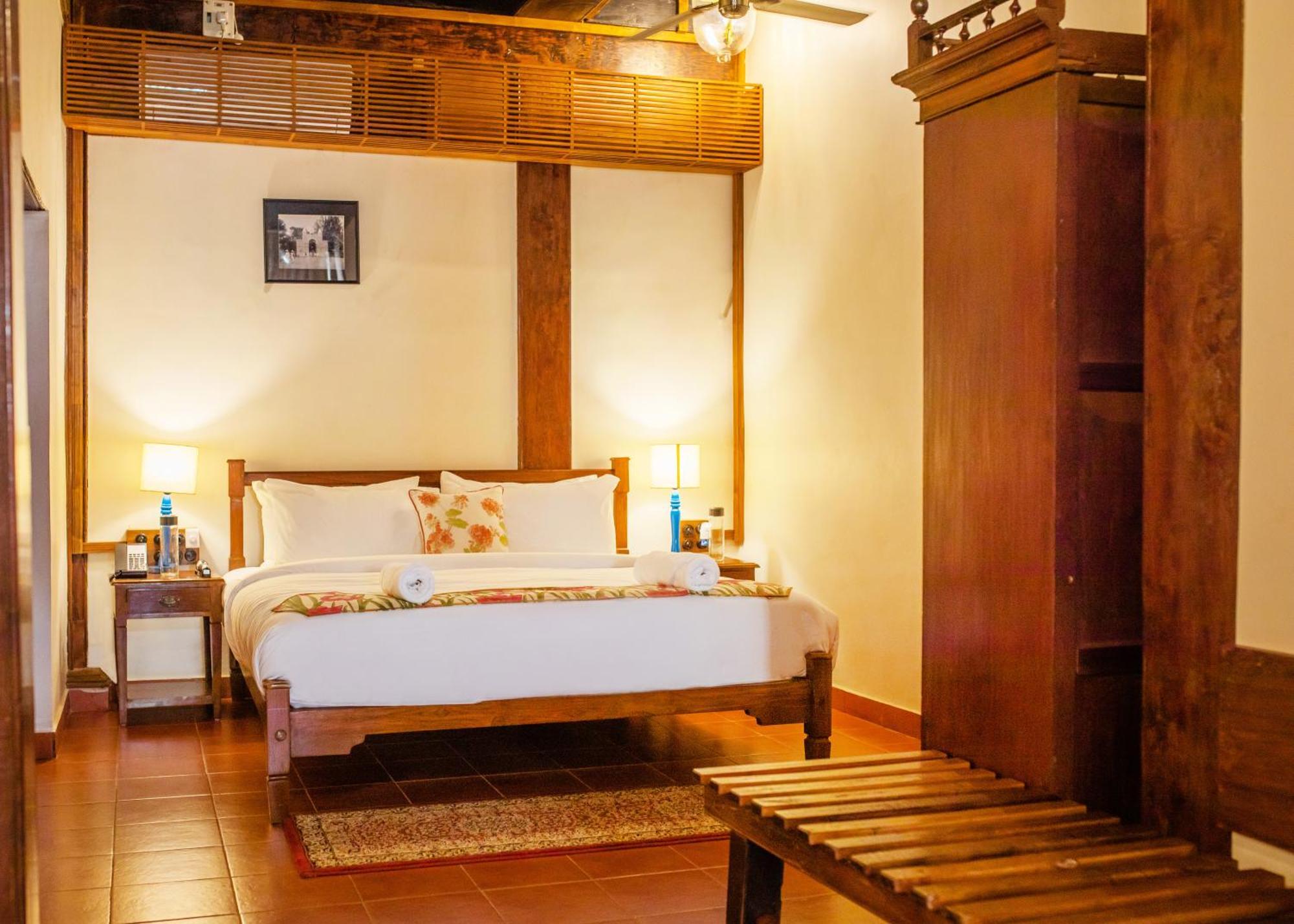 Sawantwadi Palace Boutique Art Hotel Экстерьер фото