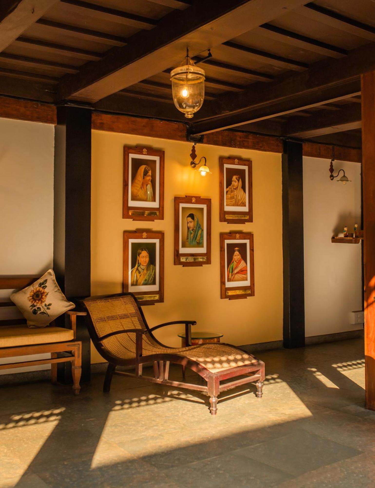 Sawantwadi Palace Boutique Art Hotel Экстерьер фото