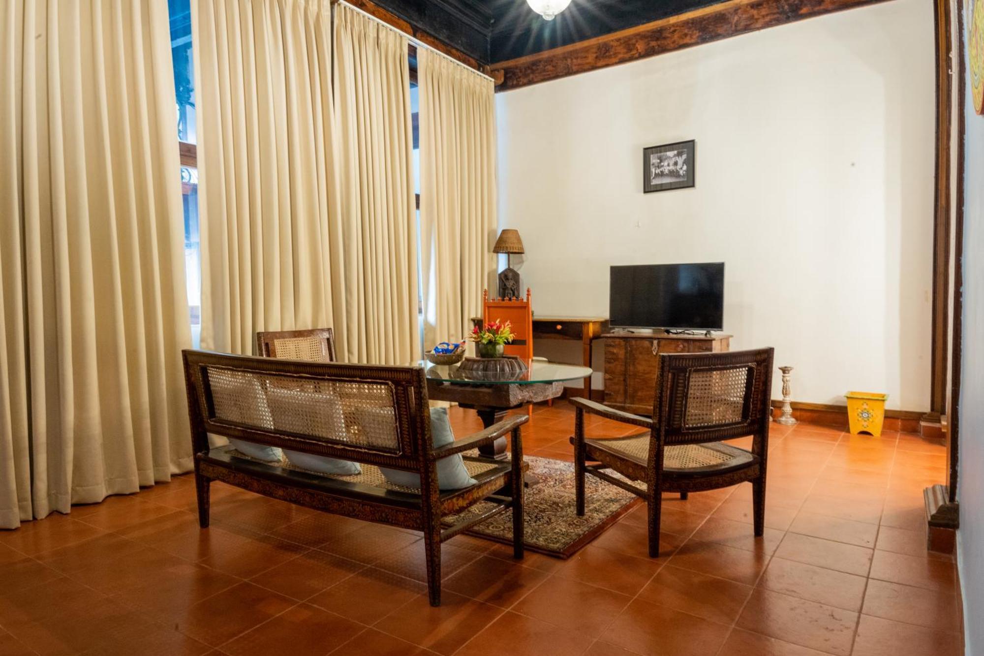 Sawantwadi Palace Boutique Art Hotel Экстерьер фото
